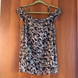 Cabi Off-Shoulder Camo Blouse in Size S 💖